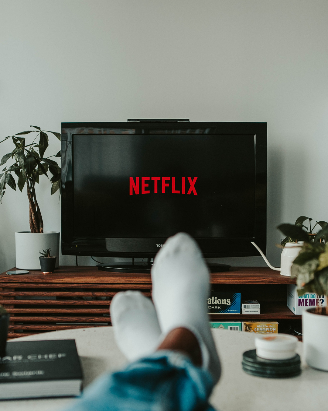 Best travel netflix shows to watch